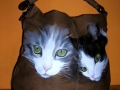 Ritratto di Krauser e Po - borsa in ecopelle dipinta a mano